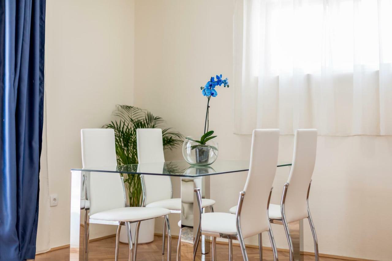 Mise Luxury Apartments Каштела Екстер'єр фото