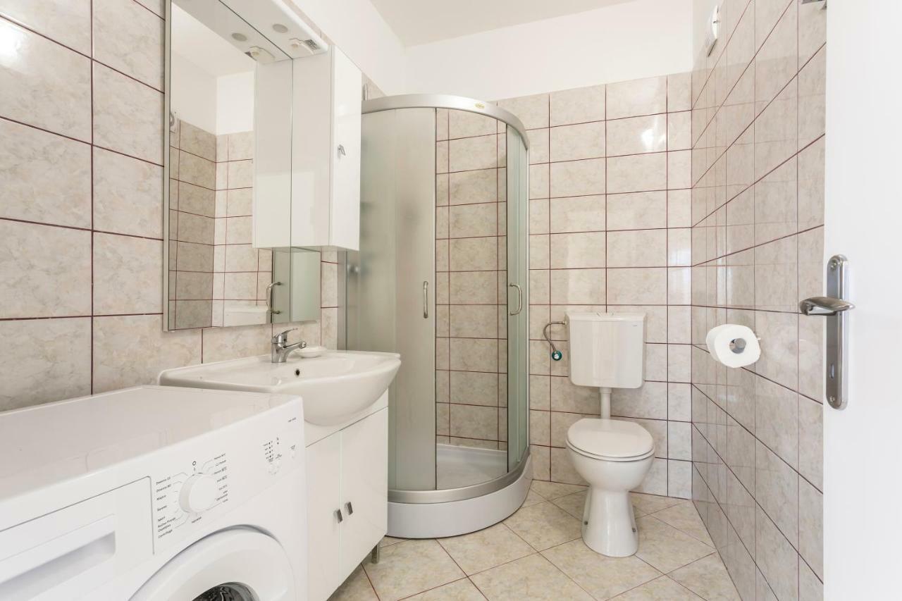 Mise Luxury Apartments Каштела Екстер'єр фото