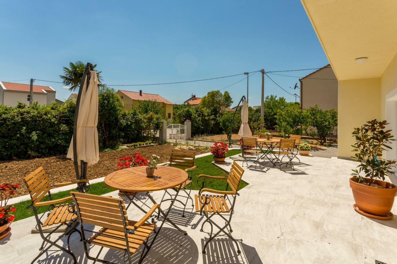 Mise Luxury Apartments Каштела Екстер'єр фото