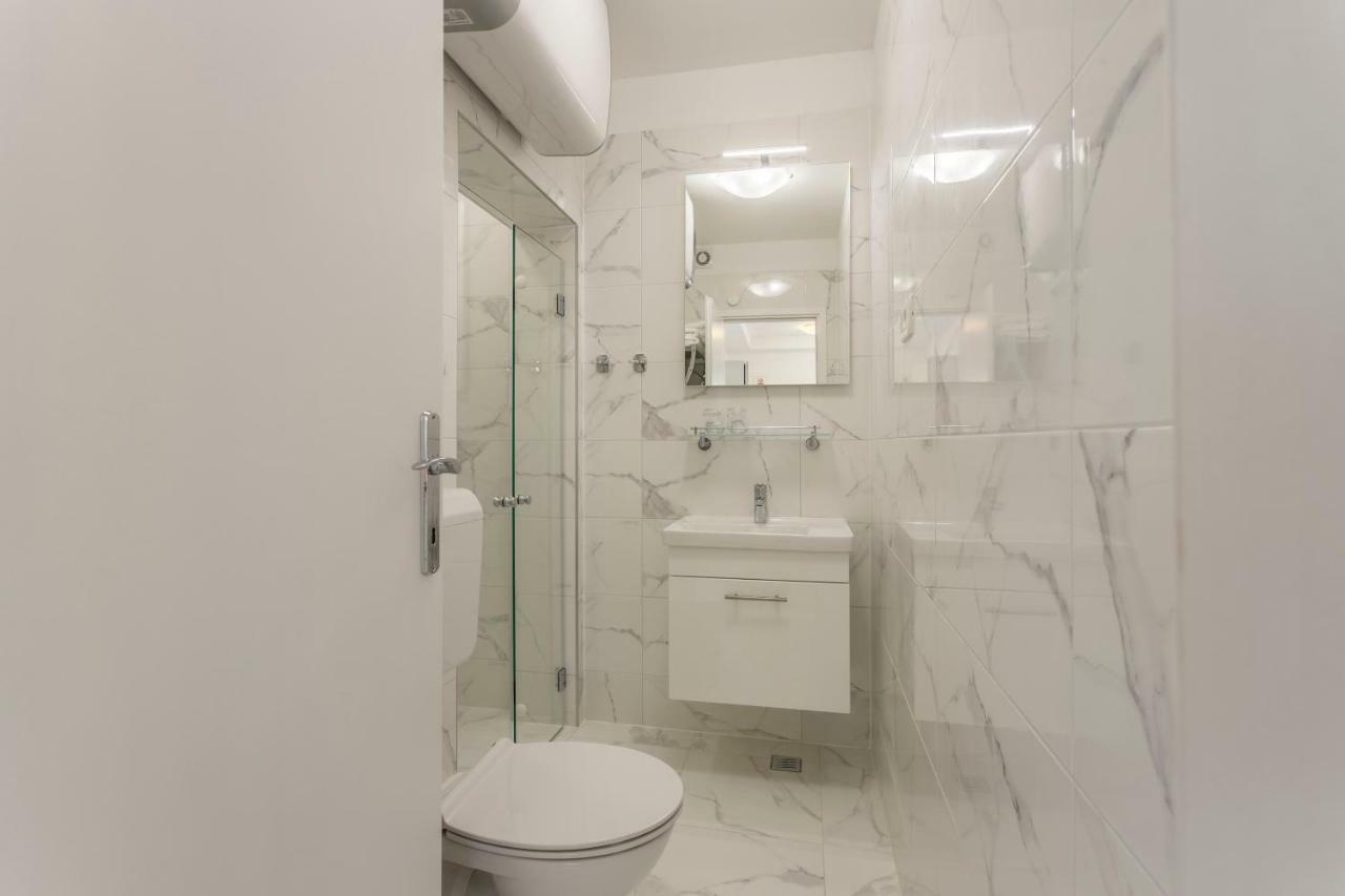 Mise Luxury Apartments Каштела Екстер'єр фото